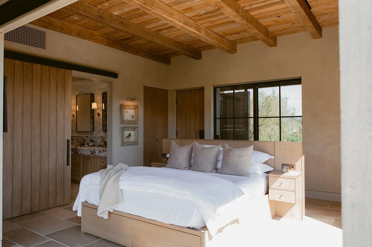 Villa master suite